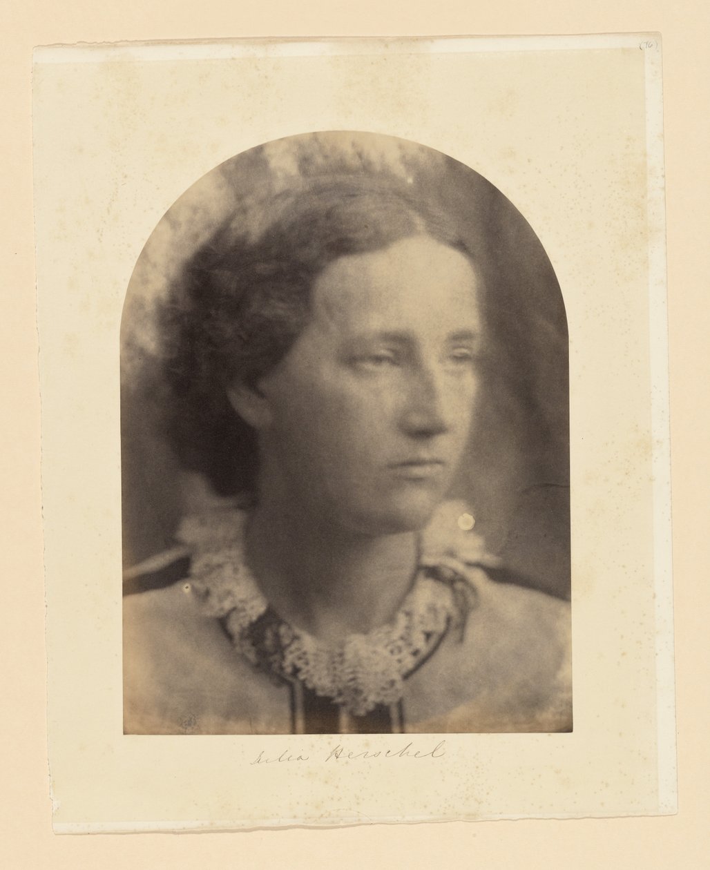 Julia Herschel tekijältä Julia Margaret Cameron