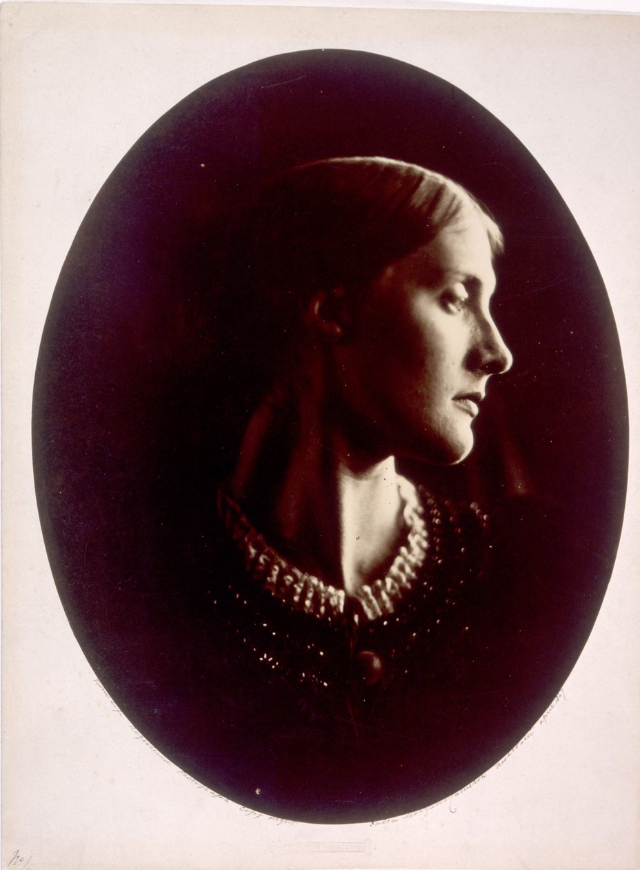 Julia Jackson profiilissa tekijältä Julia Margaret Cameron