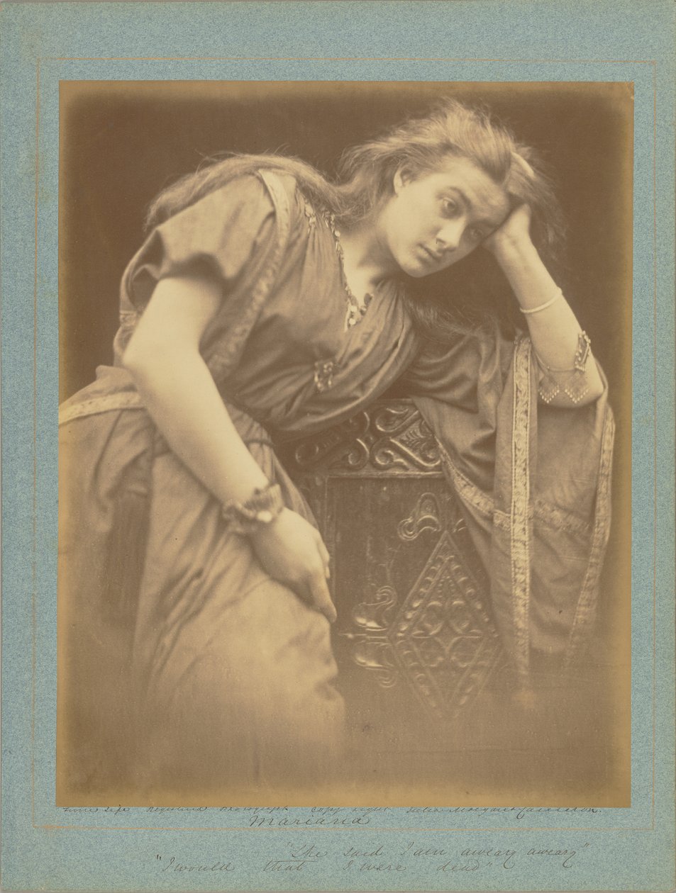 Mariana tekijältä Julia Margaret Cameron