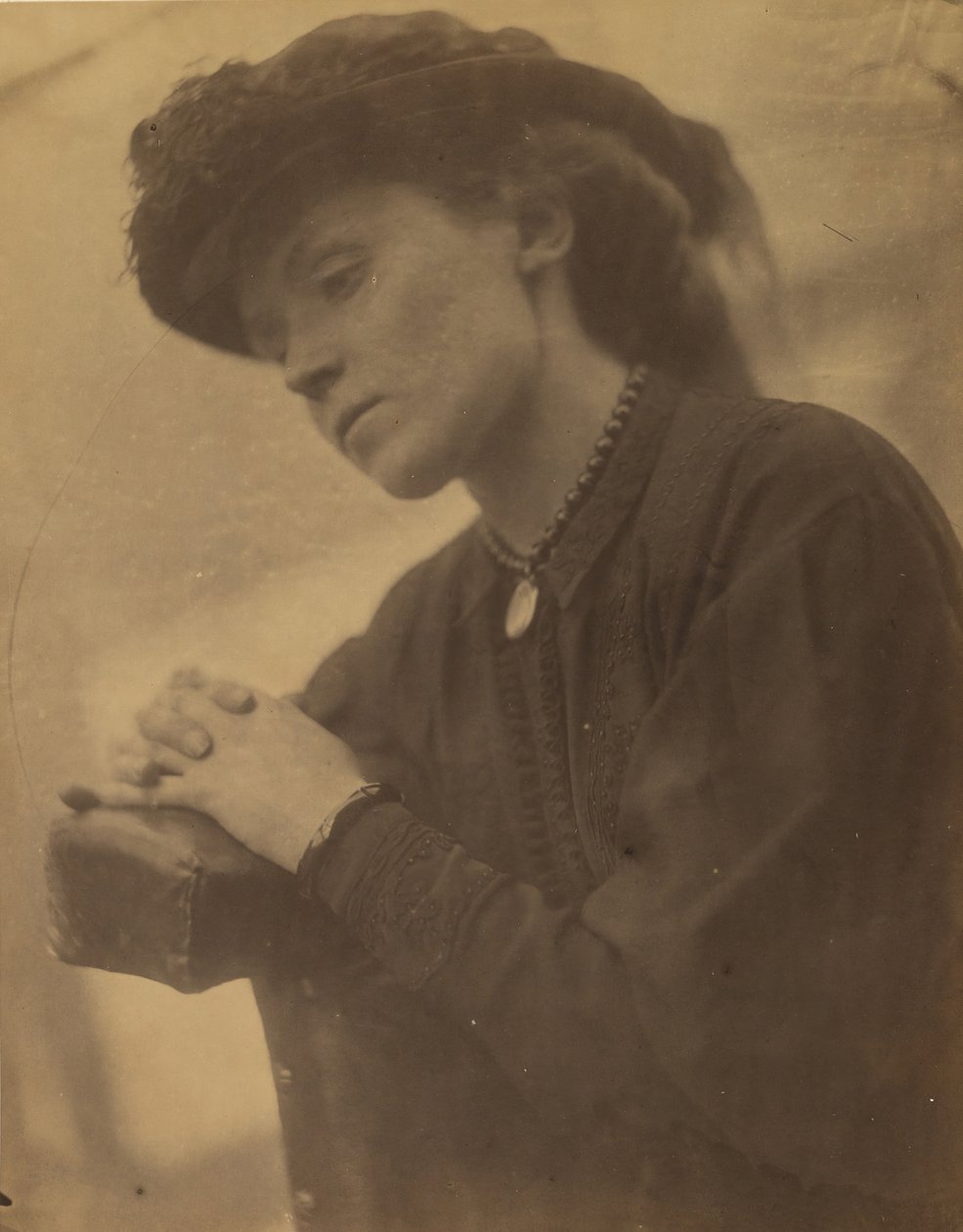 Minnie Thackeray, 1865. tekijältä Julia Margaret Cameron