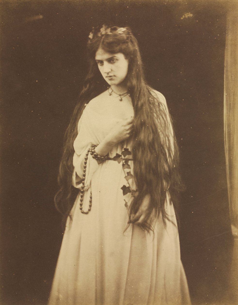 Mnemosyne (Marie Spartali, 1844-1927) tekijältä Julia Margaret Cameron