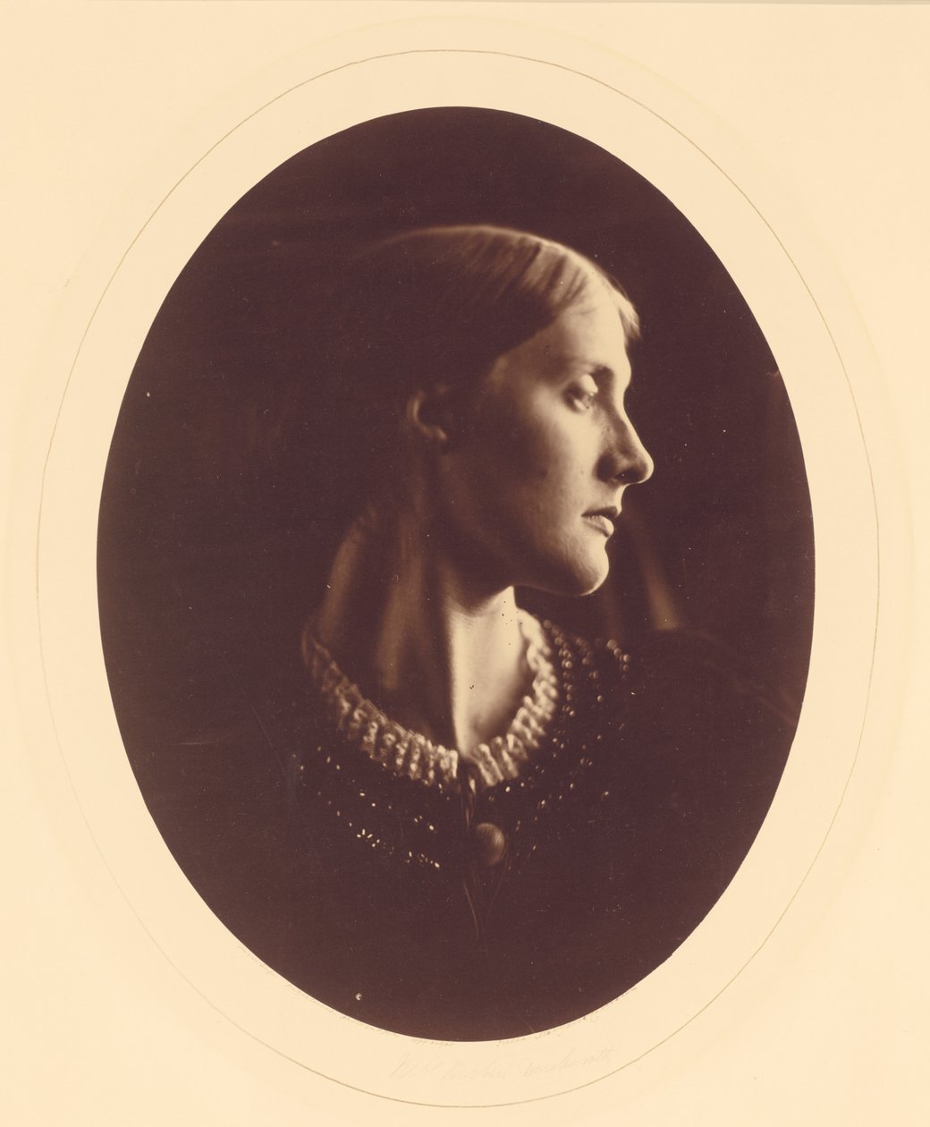 Rouva Herbert Duckworth, huhtikuu 1867 (albumiprintti) tekijältä Julia Margaret Cameron