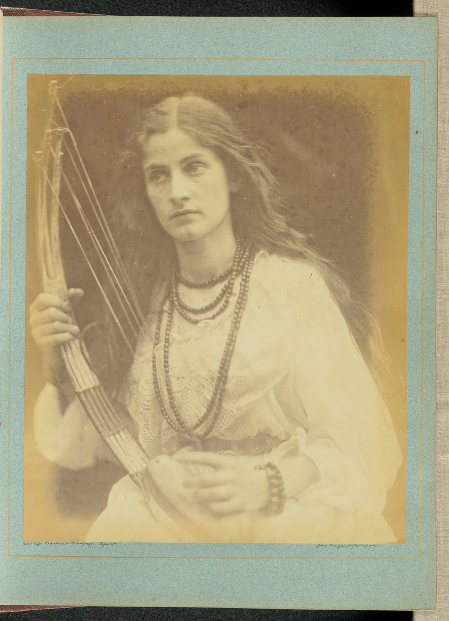 ["Oi, kuuntele"] tekijältä Julia Margaret Cameron