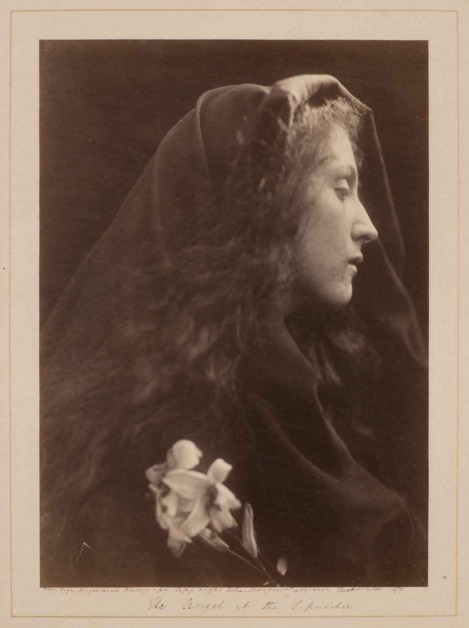 Haudan äärellä oleva enkeli tekijältä Julia Margaret Cameron