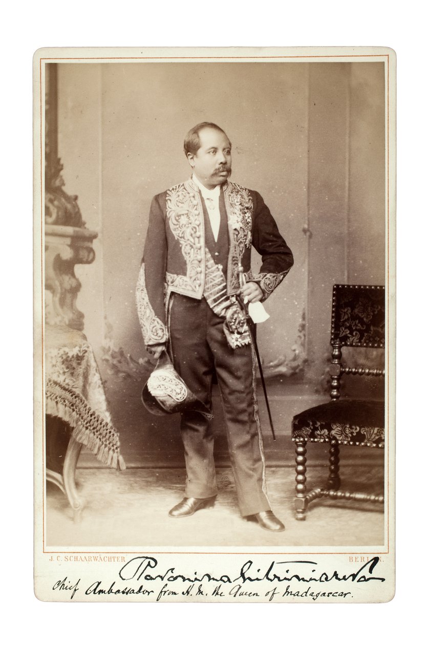Ravoninahitriniarivo, Berliini, toukokuu 1883 (painetut albumit) tekijältä Julius Cornelius Schaarwachter