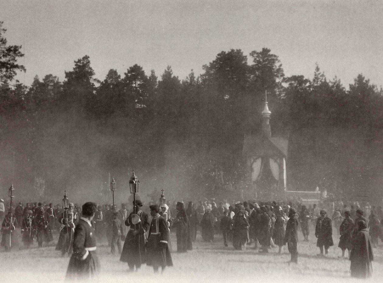 Pääsiäiskulkue, Sarovin luostari, Venäjä, 1903 tekijältä K. von Hahn