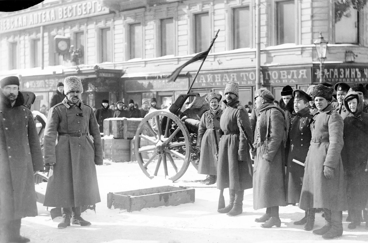 Barrikadit Liteiniy Prospektilla Pietarissa helmikuussa 1917 tekijältä Karl Karlovich Bulla