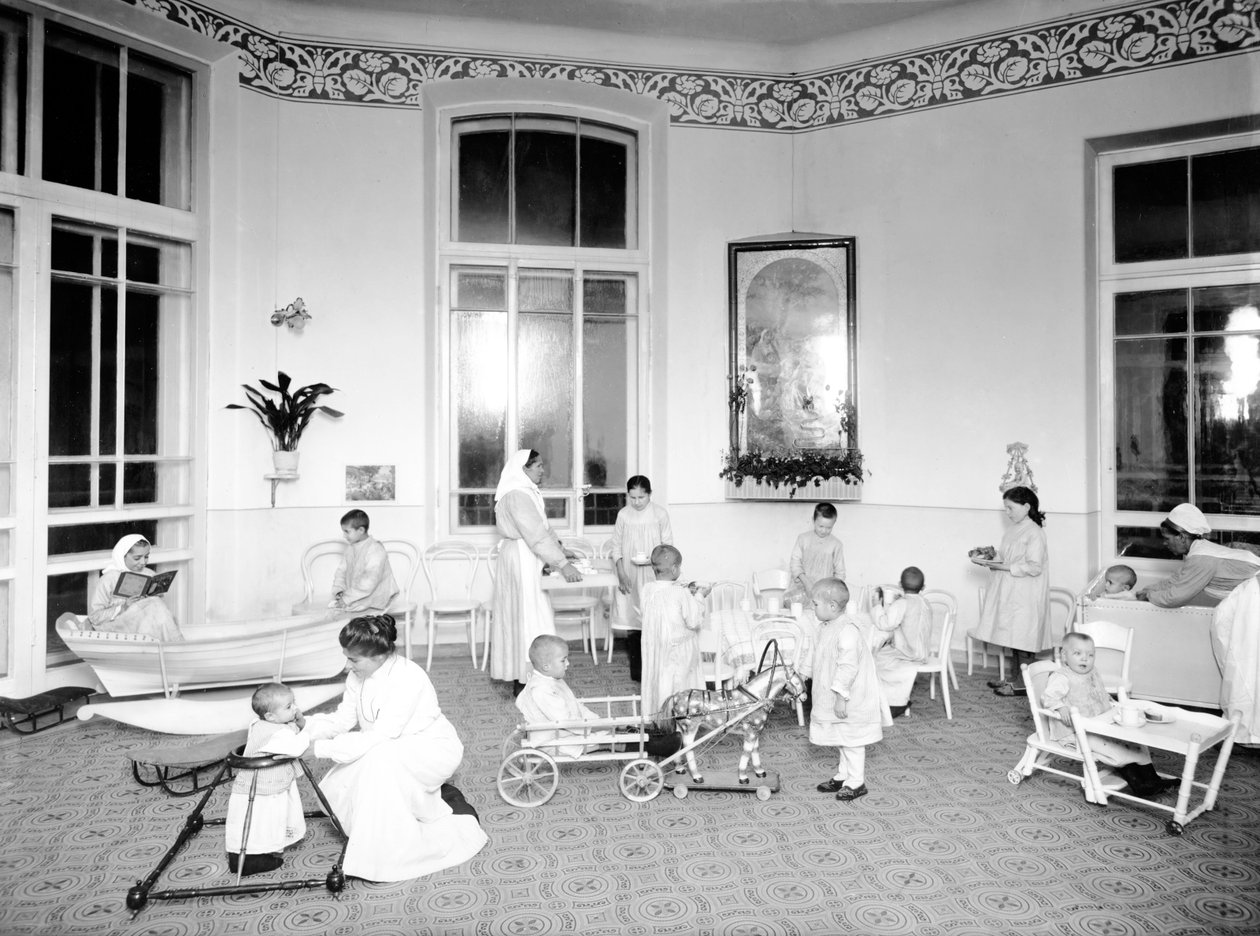Naisten lääketieteellisen instituutin lastenklinikka, Pietari, 1913 tekijältä Karl Karlovich Bulla