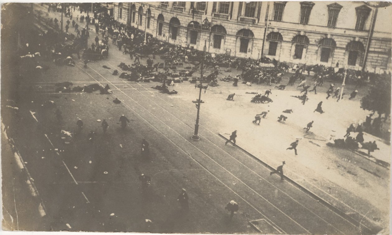 Hallitusjoukot ampuivat mielenosoittajia, 4. heinäkuuta 1917 1917 tekijältä Karl Karlovich Bulla