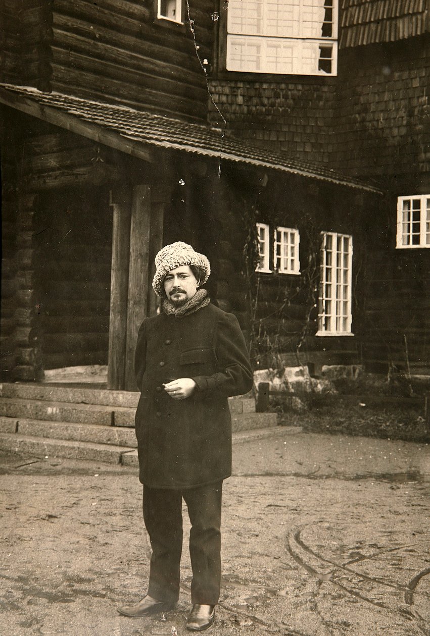 Venäläinen kirjailija Leonid Andrejev talossaan Vammelsuu Serovossa, 1900-luvun alku tekijältä Karl Karlovich Bulla