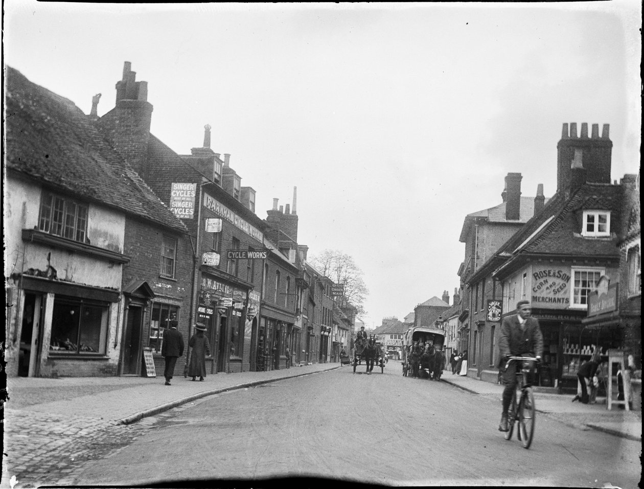 East Street, Farnham, Waverley, Surrey, 25.5.1909 (m/v kuva) tekijältä Katherine Jean Macfee