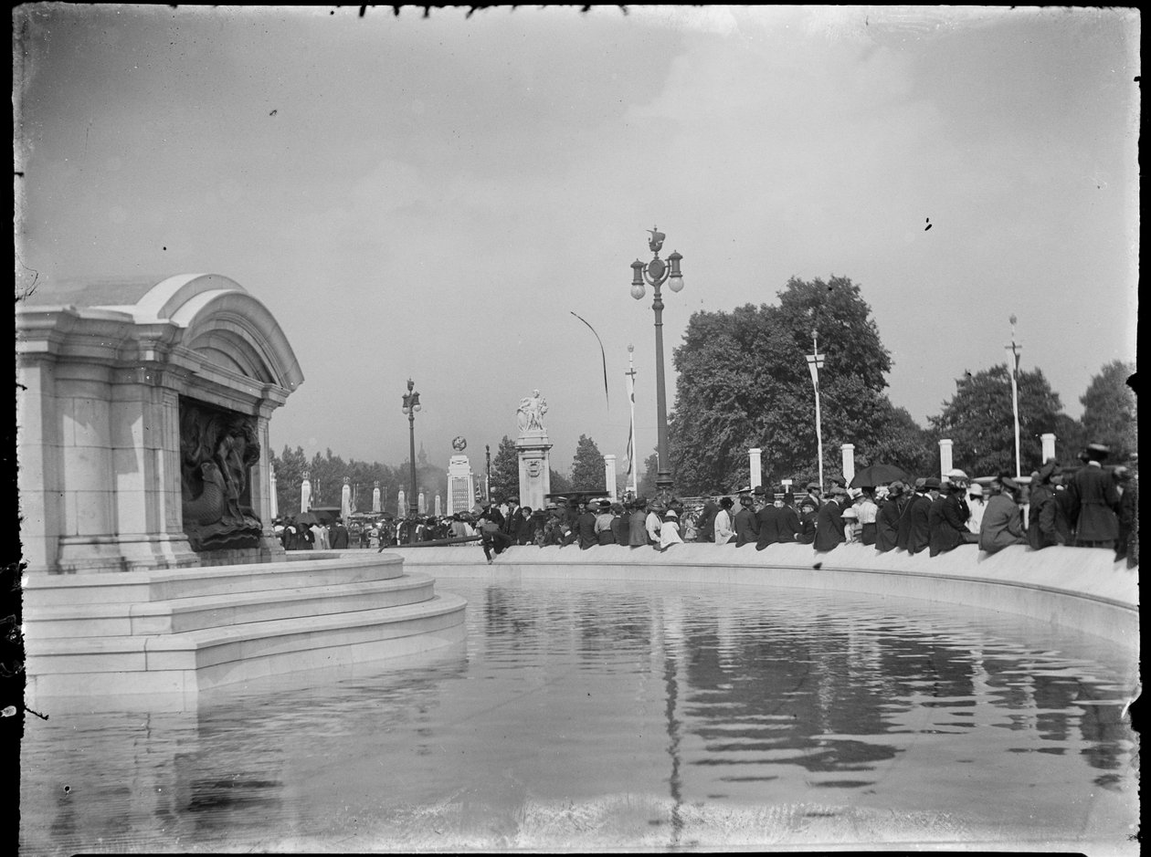 Queen Victoria Memorial, Mall, St James, City Of Westminster, Lontoo tekijältä Katherine Jean Macfee
