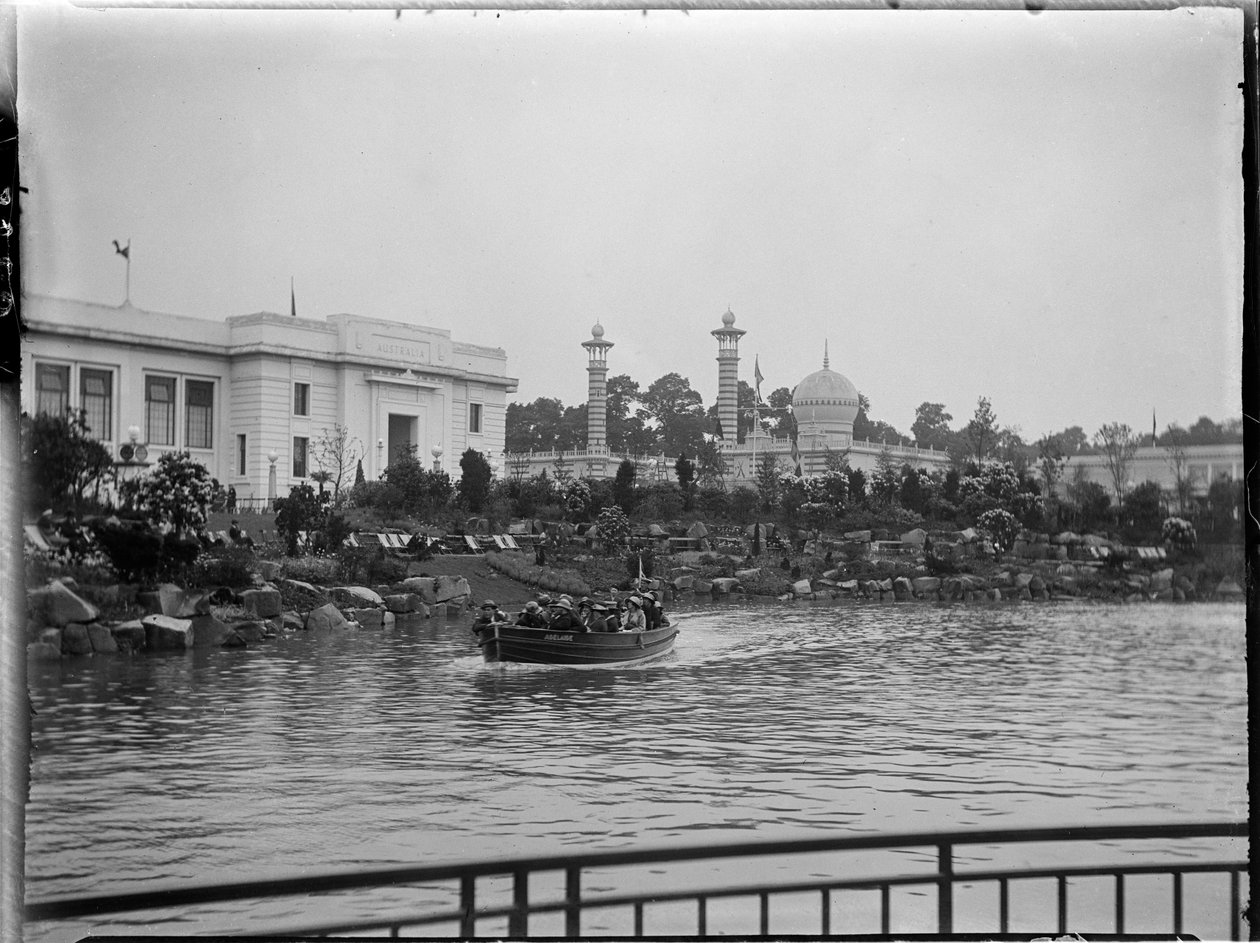 Wembley Park, Wembley Park, Brent, Suur-Lontoo, 5.6.1924 (b/w kuva) tekijältä Katherine Jean Macfee
