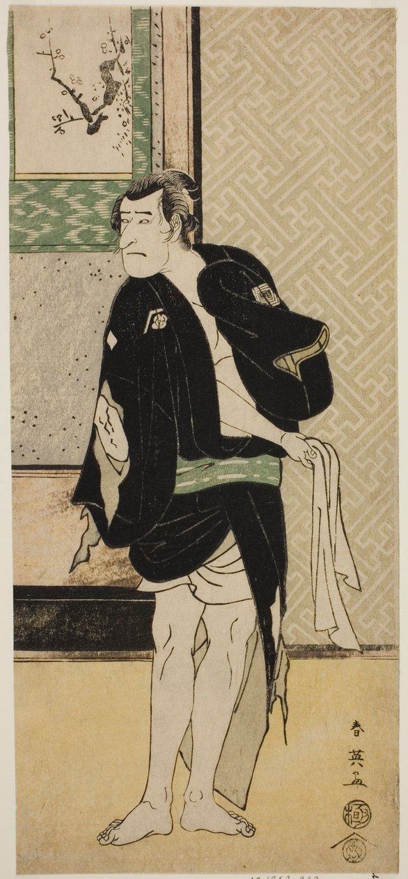 Näyttelijä Ichikawa Komazo II Soga no Dozaburo naamioituneena roistoksi Tobei () näytelmässä Haru no Nishi Date-zome Soga (), joka esitettiin Nakamura-teatterissa () ensimmäisenä kuukautena vuonna 1790 (). tekijältä Katsukawa Shunei