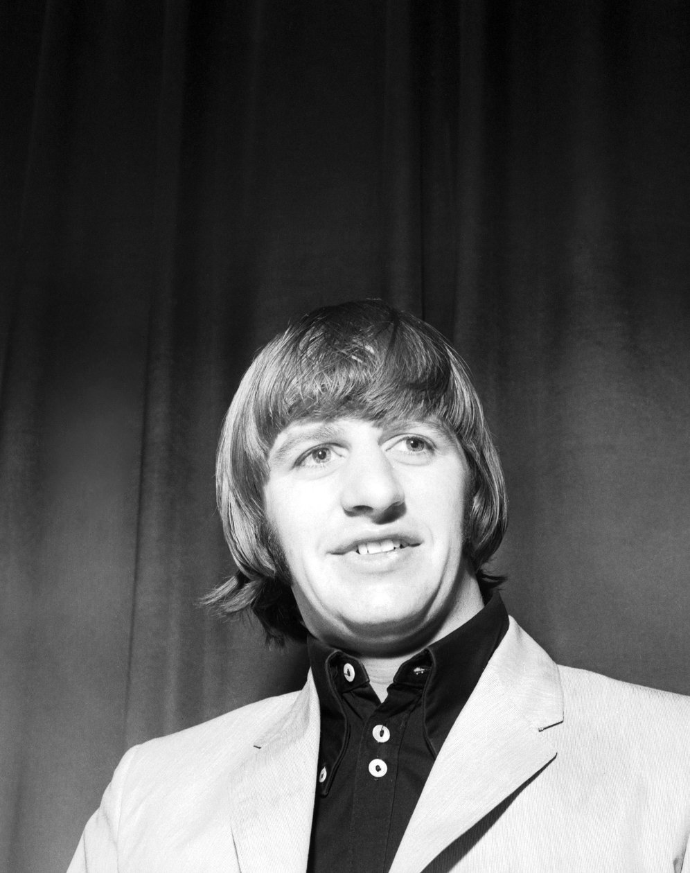 The Beatles konsertissa Velodrome Vigorellissa, Milanossa 24.4.1965 (b/w kuva) tekijältä Alec Hunter