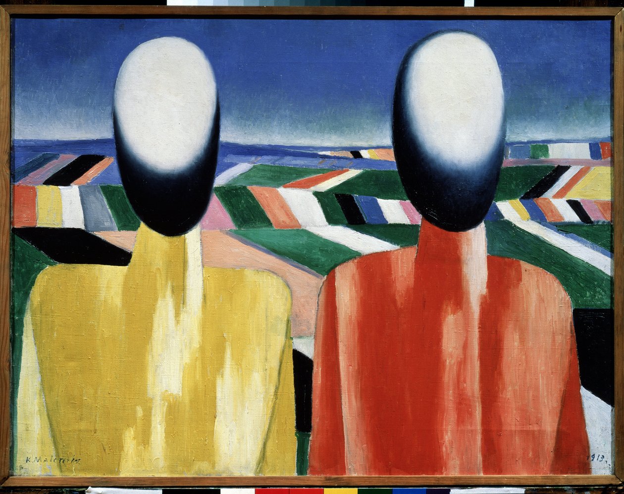 Talonpojat (talonpojat). Kaksi kasvotonta päätä viljeltyjen peltojen maiseman edessä. Maalaus: Kasimir Severinovich Malevich (Malevich, Malevic) (1878-1935), öljy kankaalle, noin 1930. Venäläinen taide, avantgarde, 1900-luku, suprematismi. Venäjän valtion  tekijältä Kazimir Severinovich Malevich