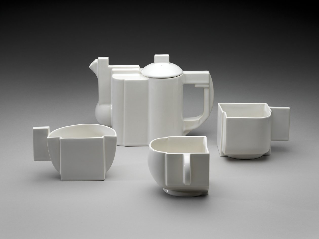 Suprematist-teepalvelu tekijältä Kazimir Severinovich Malevich