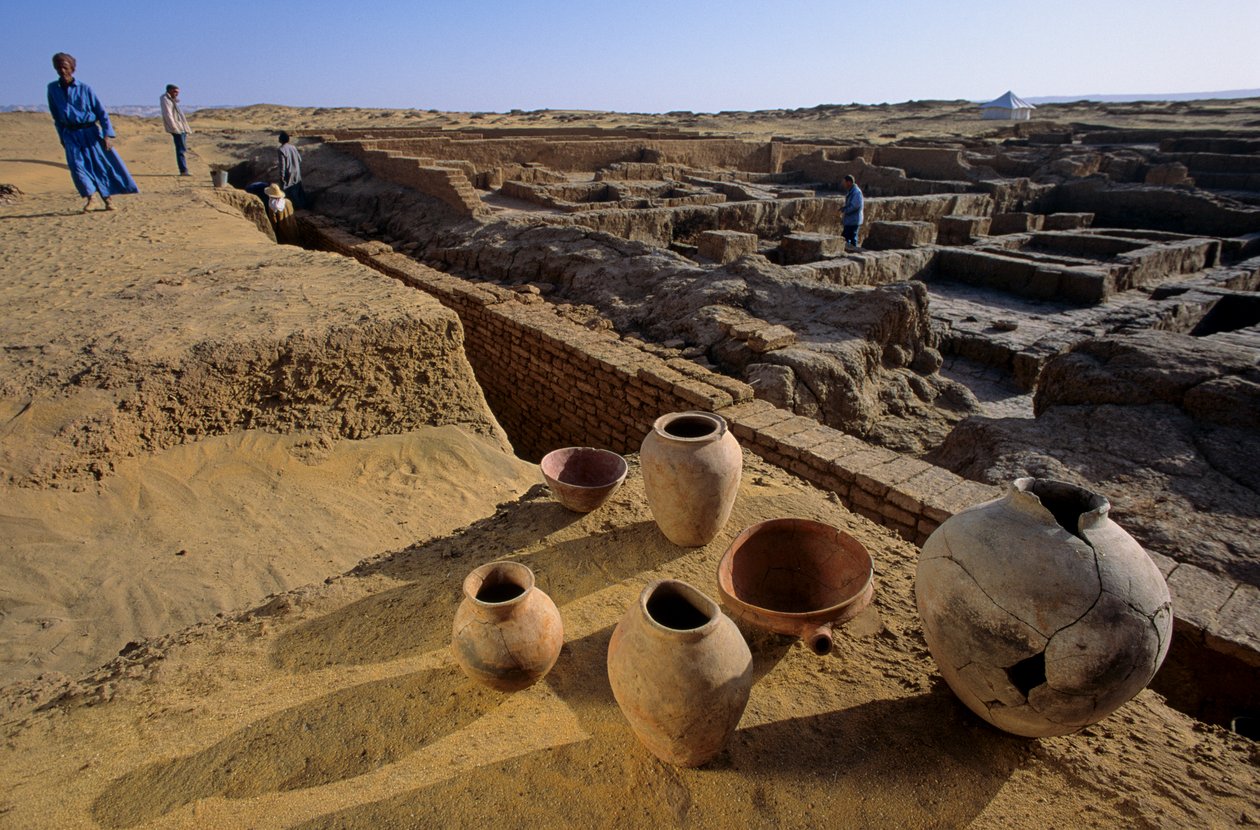 Muinainen siirtokunta, Ranskan lähetystö, Egyptin vanha valtakunta; Dakhlan keidas; Balat; Egypti tekijältä Kenneth Garrett