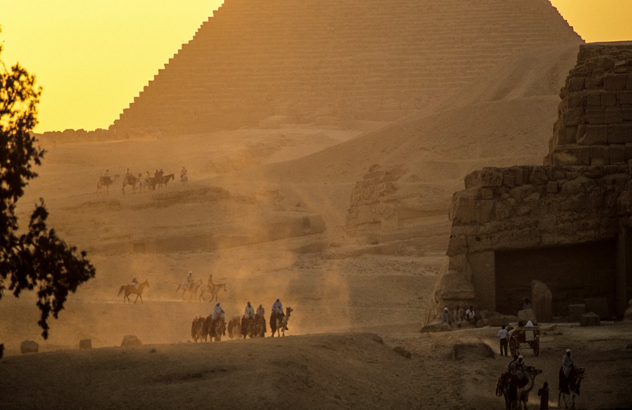 Egyptin vanha valtakunta; Gizan pyramidit; Giza; Egypti tekijältä Kenneth Garrett