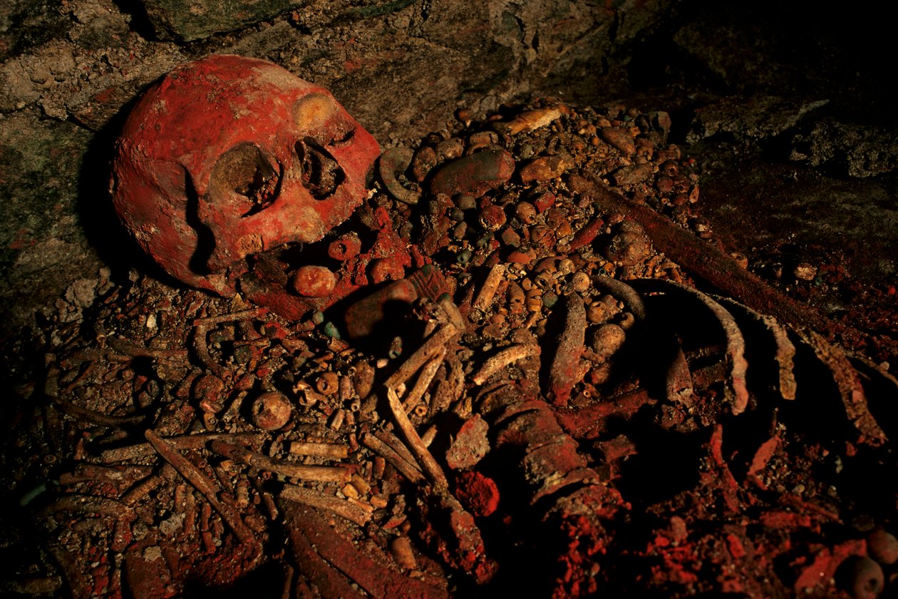 Maya; Copan; Honduras; arkeologia; klassinen kausi; hauta; Robert Sharer; kaivaukset;... tekijältä Kenneth Garrett
