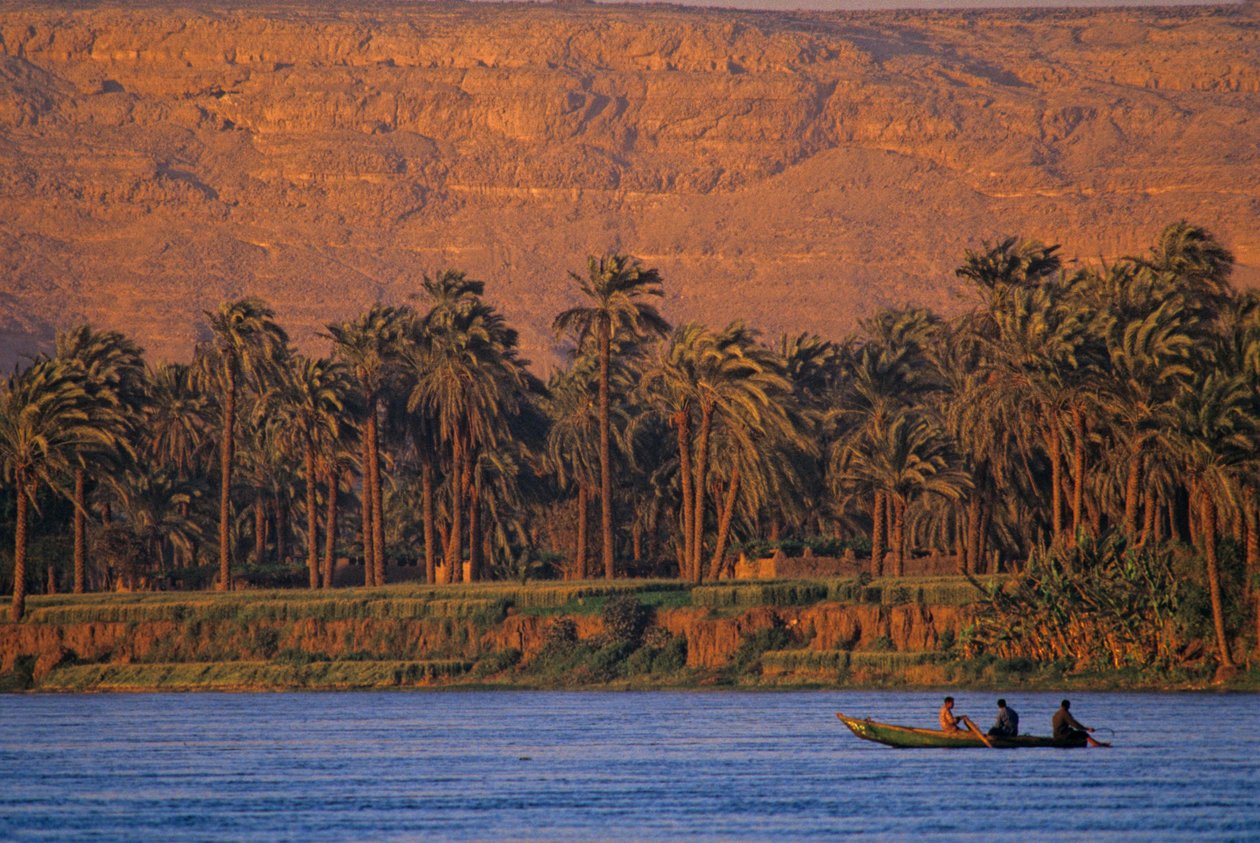 Niilimaisema, Egypti, lähellä Amarnaa, 2001 (kuva). tekijältä Kenneth Garrett
