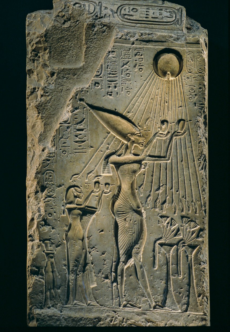 Ekenatenin reliefi Atenin alla, kaide, Amenhotep IV. Akenaten on faaraona..., 2009 (kuva) tekijältä Kenneth Garrett