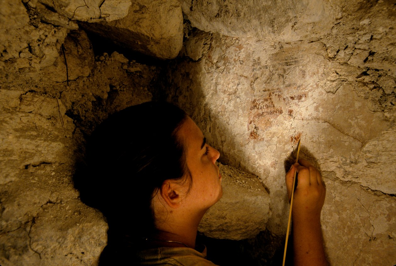 Teotihuacanin soturi, seinämaalaus, Sufricaya, Holmul, Guatemala, Maya, Francisco Estradabelli, 2008 (kuva) tekijältä Kenneth Garrett