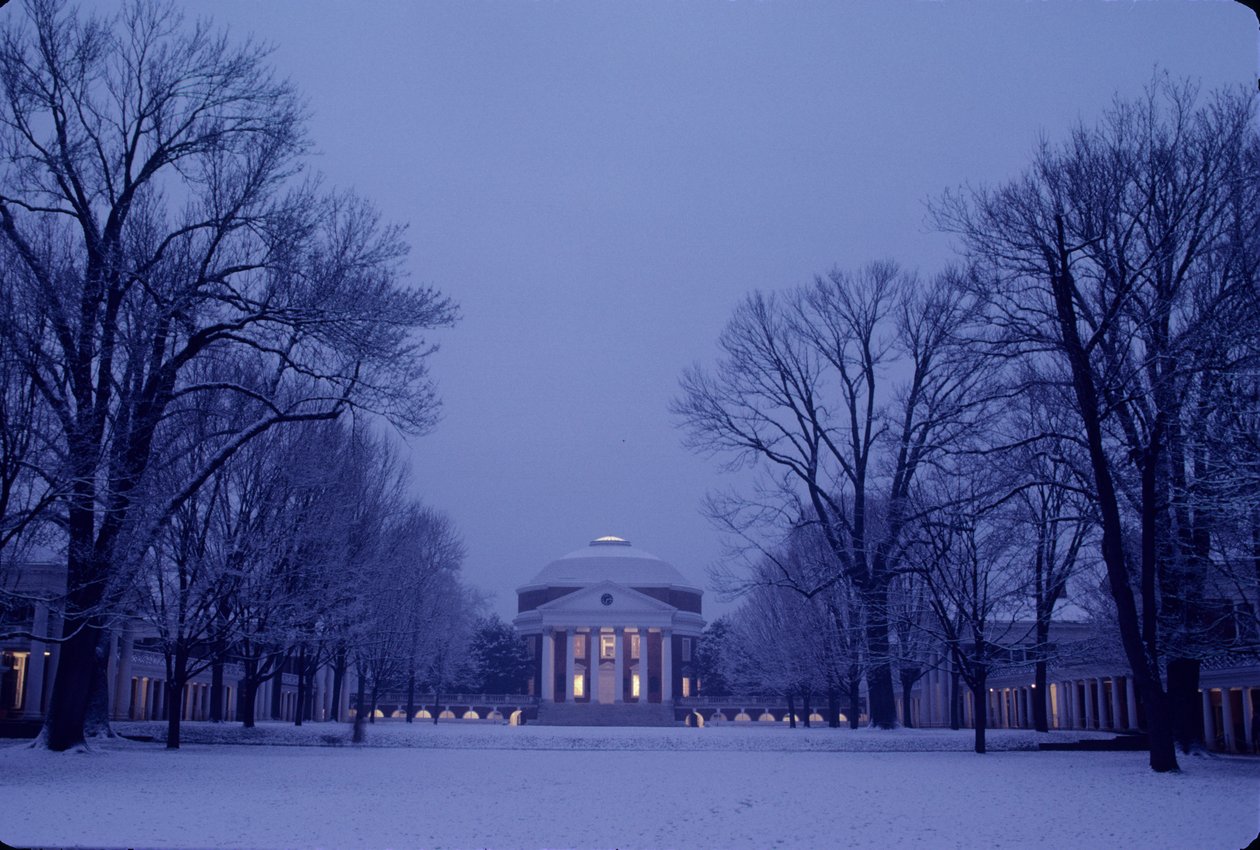 Virginian yliopisto, Charlottesville, VA; Thomas Jeffersonin perustama ja suunnittelema, 2004 (kuva) tekijältä Kenneth Garrett