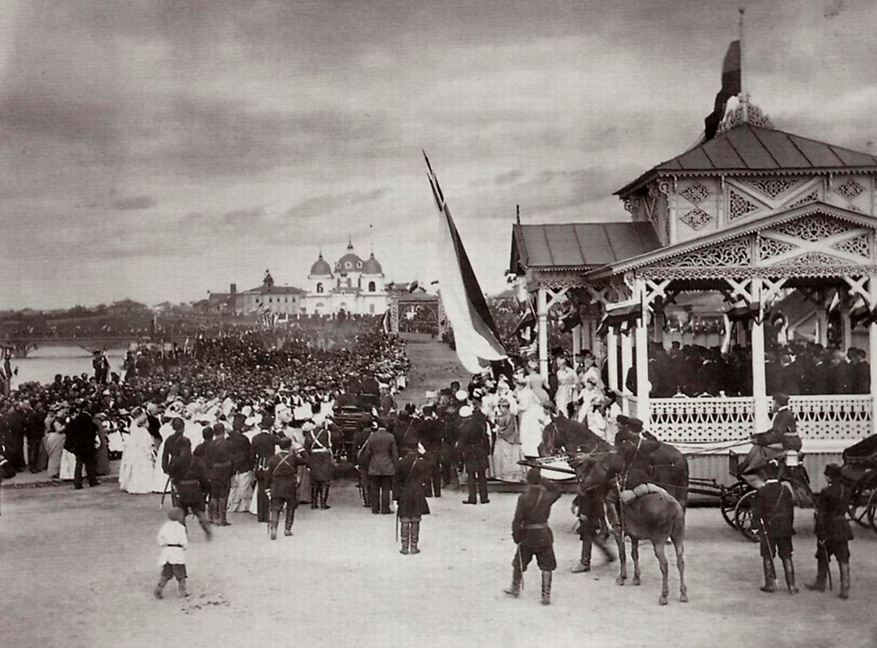Venäjän Tsarevitš Nikolai Novocherkasskissa, Venäjällä, 1891. tekijältä Kessler