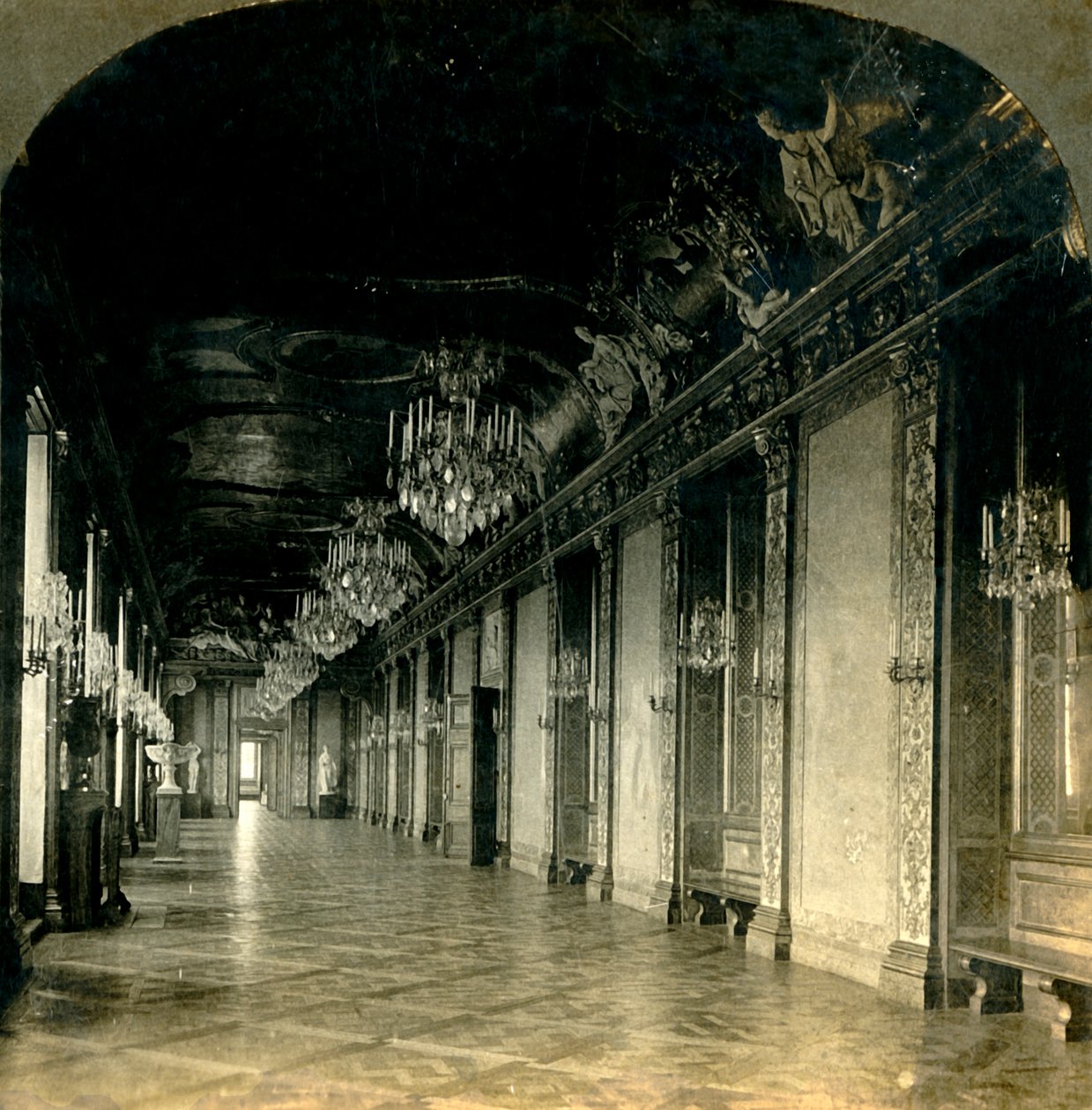 Suuri juhlasali, Kuninkaanlinna, Tukholma, Ruotsi, 1904. tekijältä Keystone View Company
