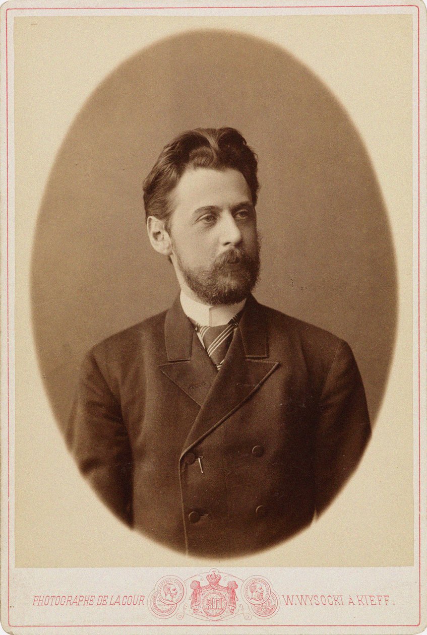 Runoilija Innokenty Annenskyn muotokuva 1856-1909, n. 1890. tekijältä Kiev . Photo studio V. Vysotsky