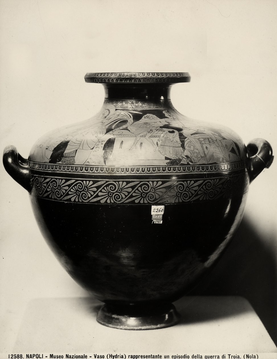 "Fall of Troy" hydria, noin 480 eaa (terrakotta) tekijältä Kleophrades Painter (fl.500-475 BC)