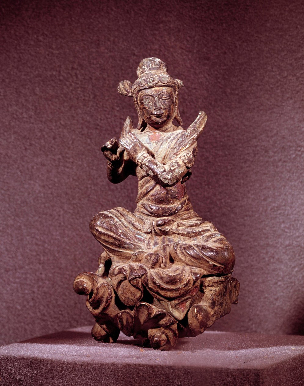 Art Coreen: kultaisen pronssin Apsaran esitys, joka on Celeste. Silla-kausi (7.-10. vuosisata). Korean kansallismuseo tekijältä Korean School