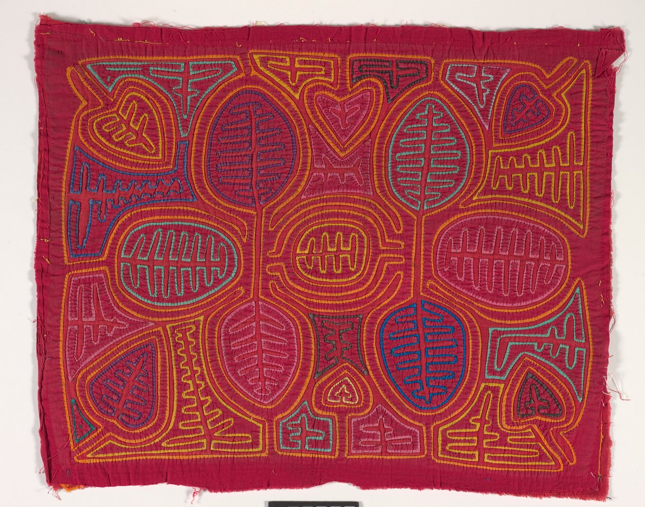 Paitapaneeli (mola) (applikoitu puuvilla) tekijältä Kuna Indian Culture