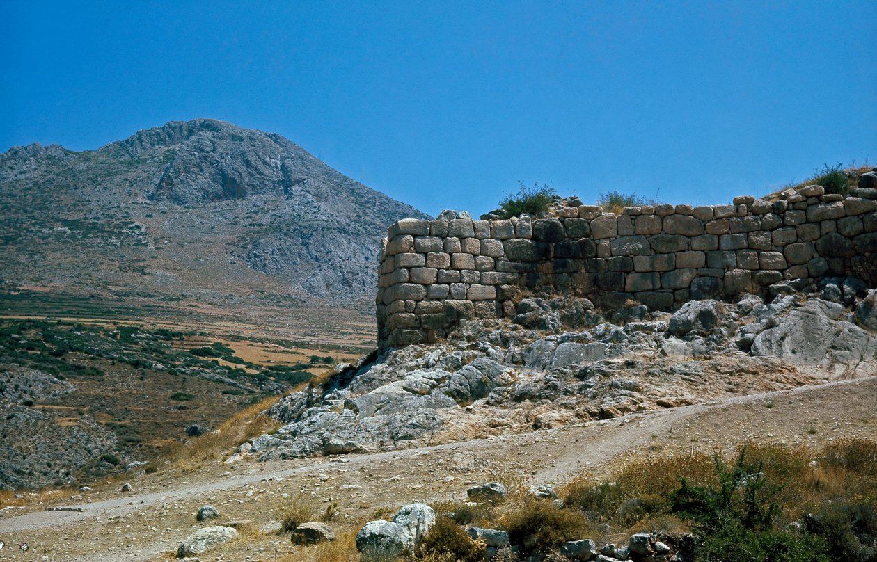 Akropolin muurit: muinaisen Mykeneen kaupungin paikka Peloponnesoksessa (1500-1100 eKr.) Kreikka tekijältä Late Helladic Period Mycenaean