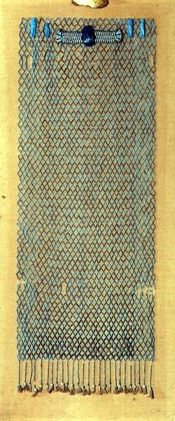 Hautaushelmiverkko, 600 eKr jälkeen (fajanssi) tekijältä Late Period Egyptian