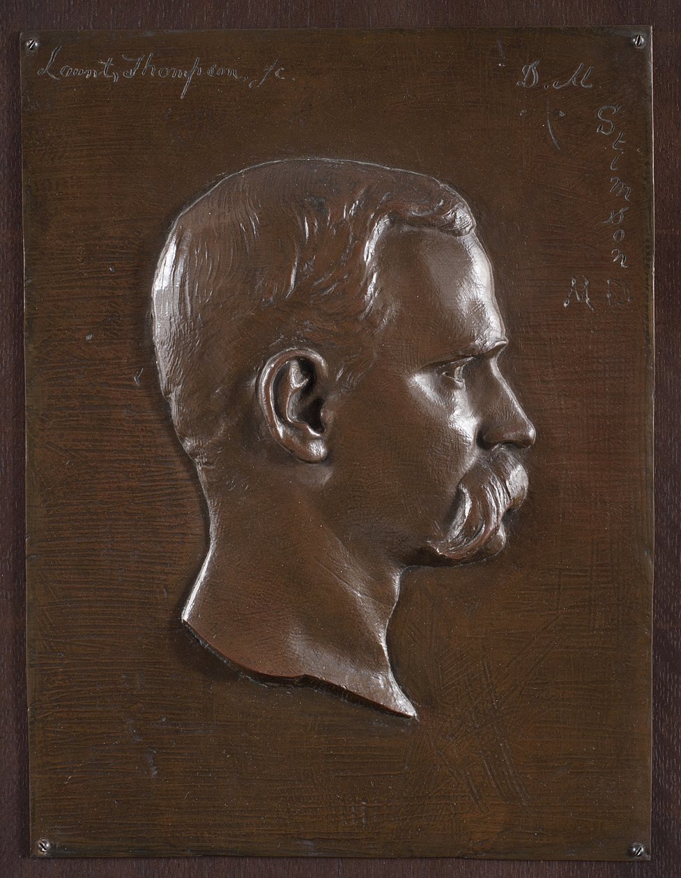 Tohtori Stimsonin muotokuva, n. 1880 (pronssi) tekijältä Launt Thompson