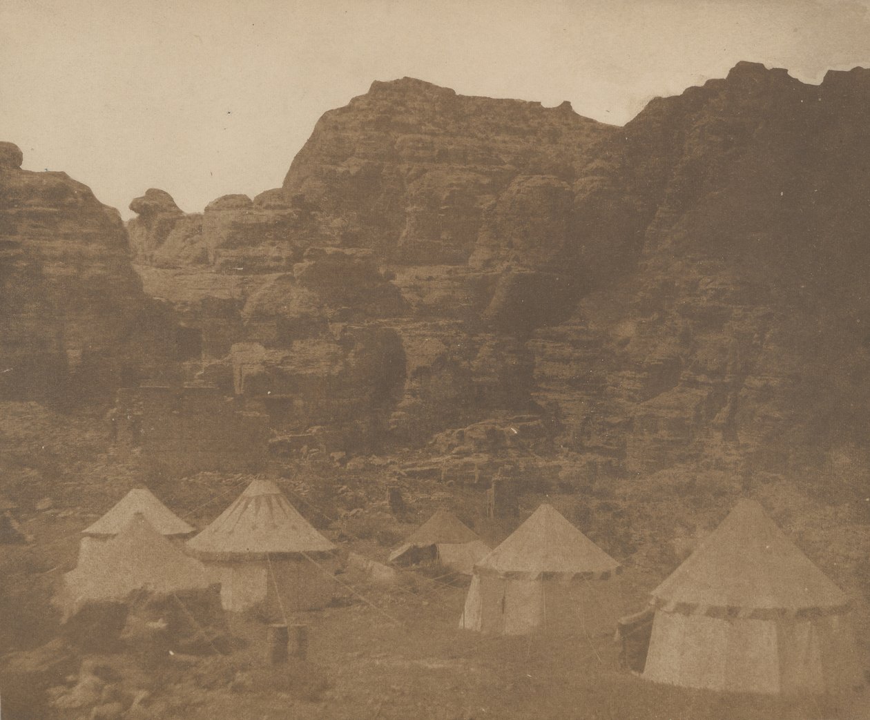 Expedition Camp, Petra, 1852. tekijältä Leavitt Hunt.