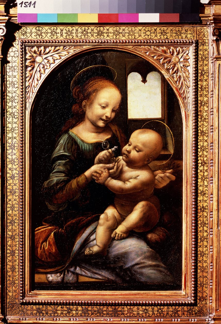 Neitsyt ja lapsi kukkien kanssa tai Madonna Benois (Madonna kukka tai Madonna Benois). Leonardo da Vincin maalaus (Leonardo da Vinci tekijältä Leonardo da Vinci