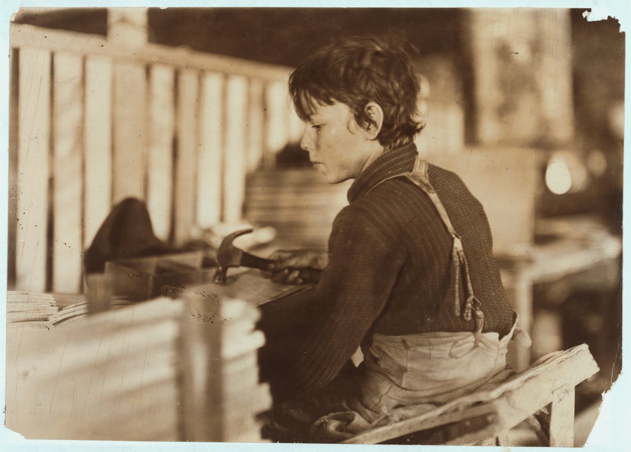 Poika valmistamassa koreja meloneille Evansvillessä, Indianassa, 1908 tekijältä Lewis Wickes Hine
