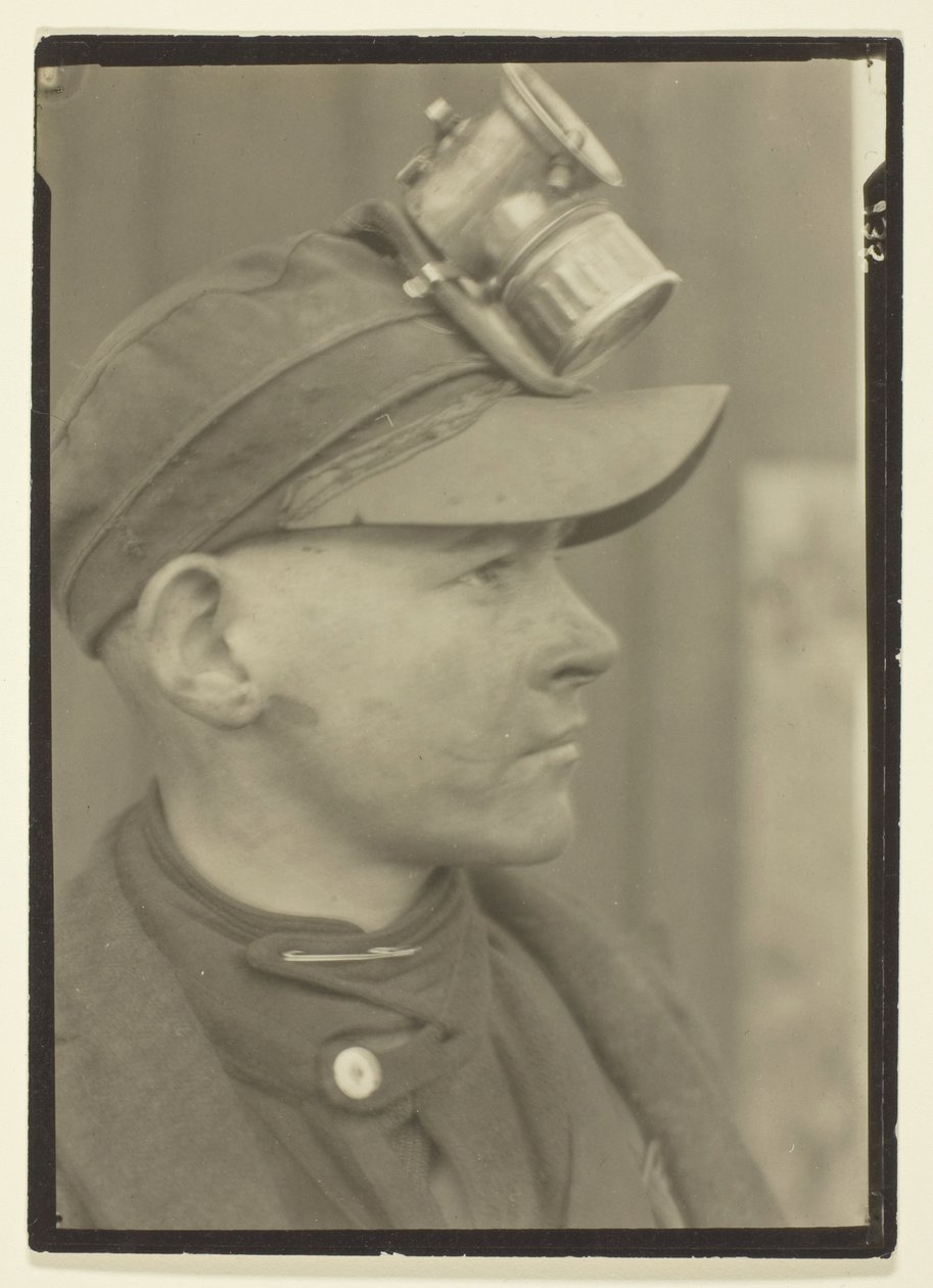 Breaker Boy Pennsylvanian hiilikaivoksessa tekijältä Lewis Wickes Hine