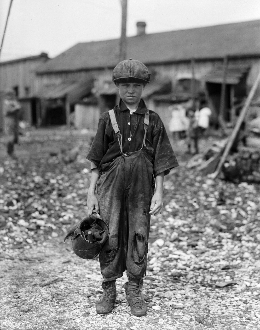 Henry tekijältä Lewis Wickes Hine