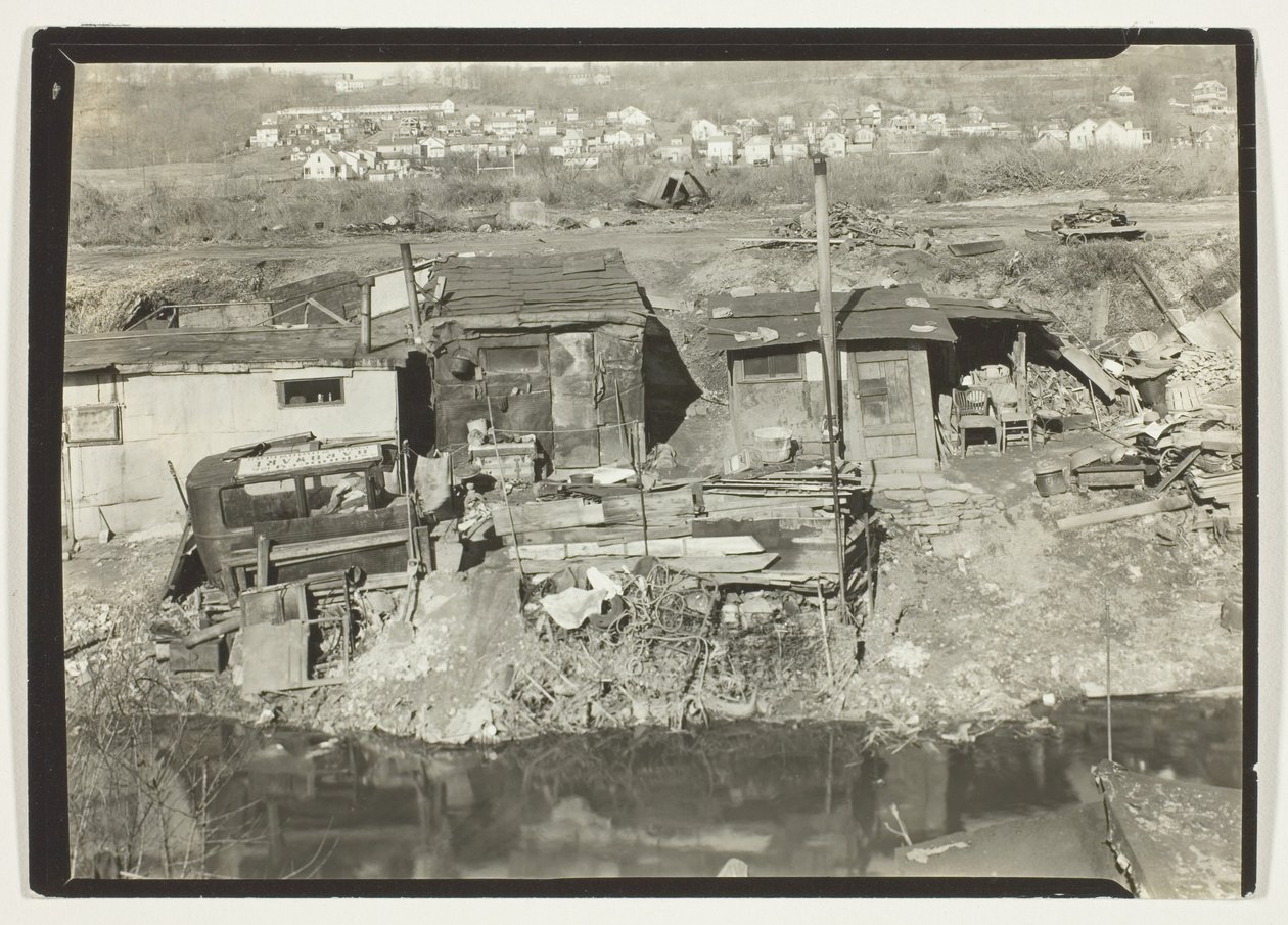 Asuinkortteli "Out-Of-Works" Pattersonissa, New Jerseyssa tekijältä Lewis Wickes Hine