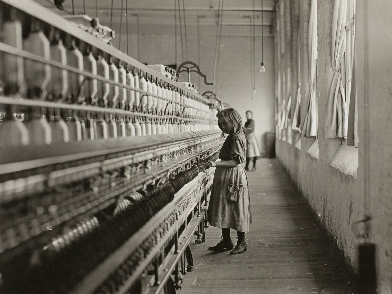 Sadie Pfeifer, puuvillatehtaan kehrääjä, Lancaster, Etelä-Carolina. tekijältä Lewis Wickes Hine