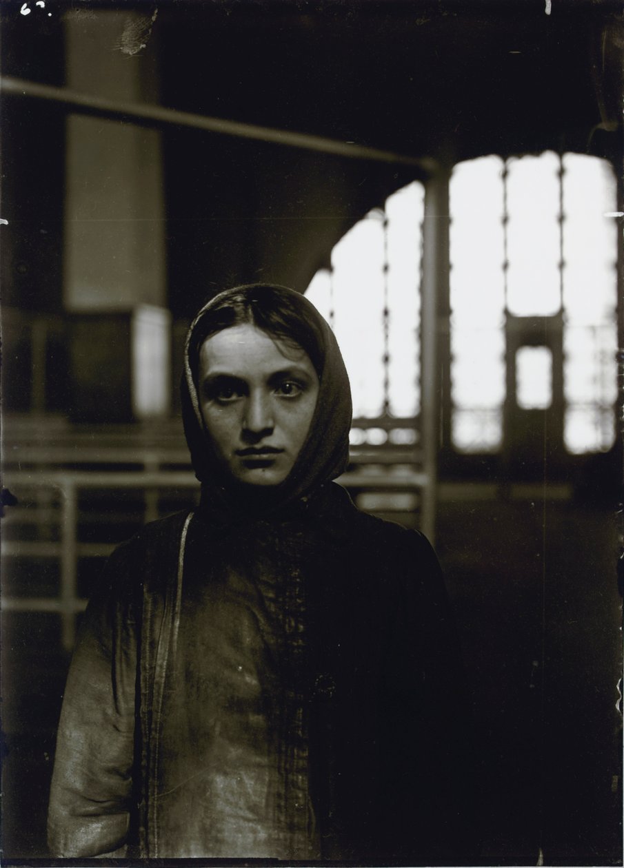 Nuori Venäjän juutalainen, Ellis Island, 1905 tekijältä Lewis Wickes Hine