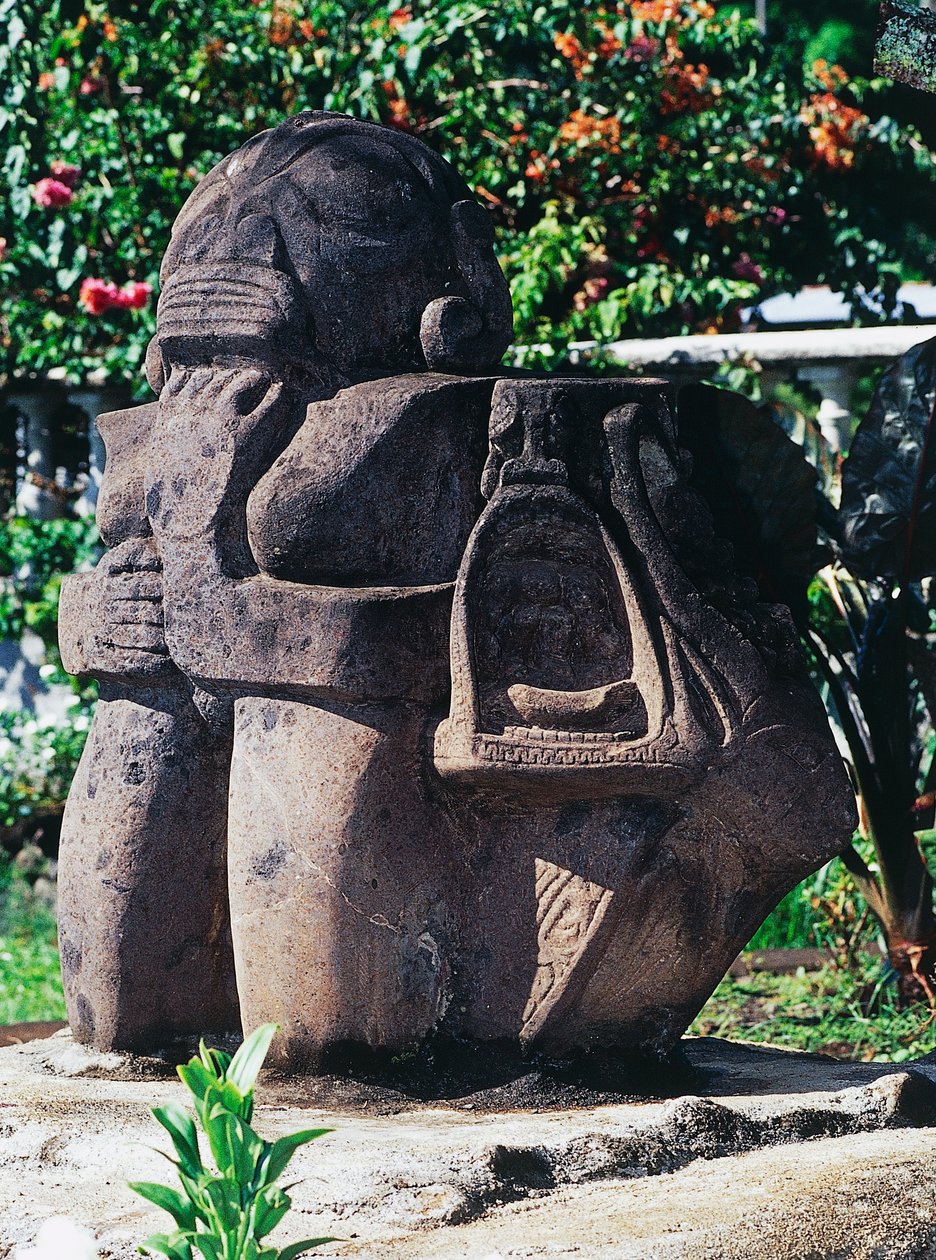 Antropomorfinen Tiki-veistos, Papeete, Tahiti, Seurasaaret, Tuulenpuoleisten saarten saaristo, Ranskan Polynesia (Ranskan tasavallan merentakainen alue) tekijältä Unbekannt Unbekannt