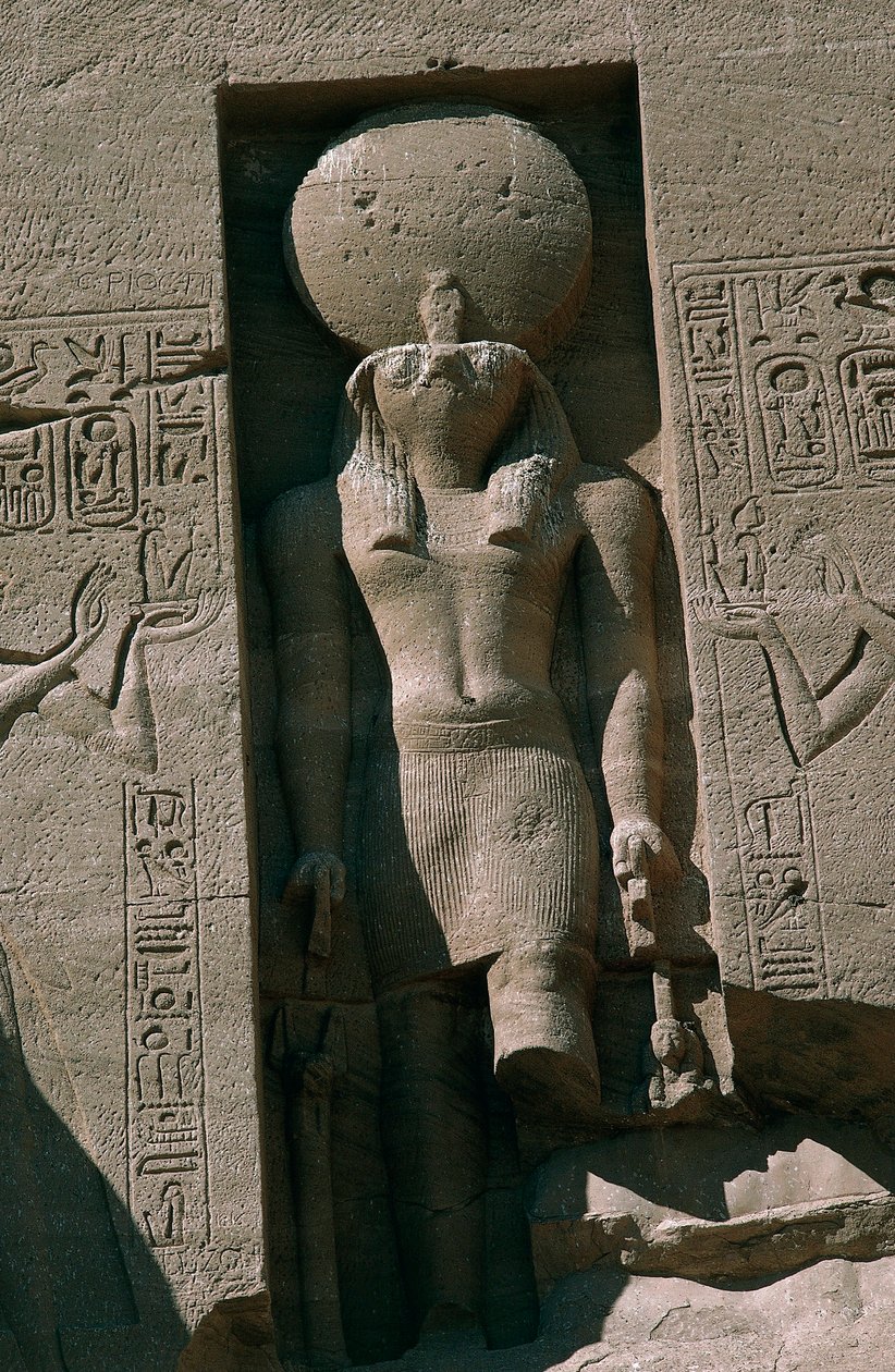 Egypti, Nubia, Abu Simbel, Ramses II:n suuri temppeli, julkisivu, markkinarako auringonjumala Ra-patsaalla tekijältä Unbekannt Unbekannt
