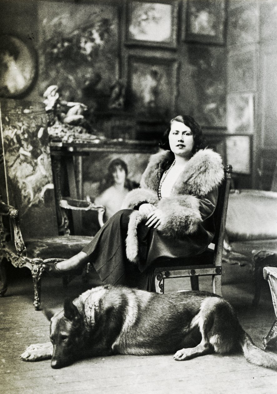 Emilia Cardona Boldini Falconierassa vuonna 1931, Giovanni Boldinin vaimo (valkoinen kuva) tekijältä Unbekannt Unbekannt
