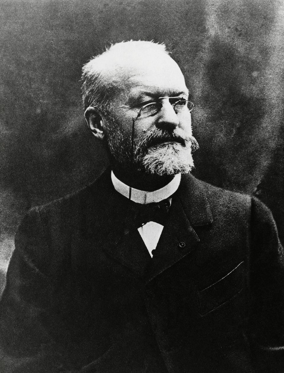Charles Louis Alphonse Laveranin (1845-1922), ranskalaisen lääketieteen bakteriologin muotokuva, lääketieteen Nobel-palkinto vuonna 1907, kuva Eugene Pirou (1841-1909) tekijältä Unbekannt Unbekannt