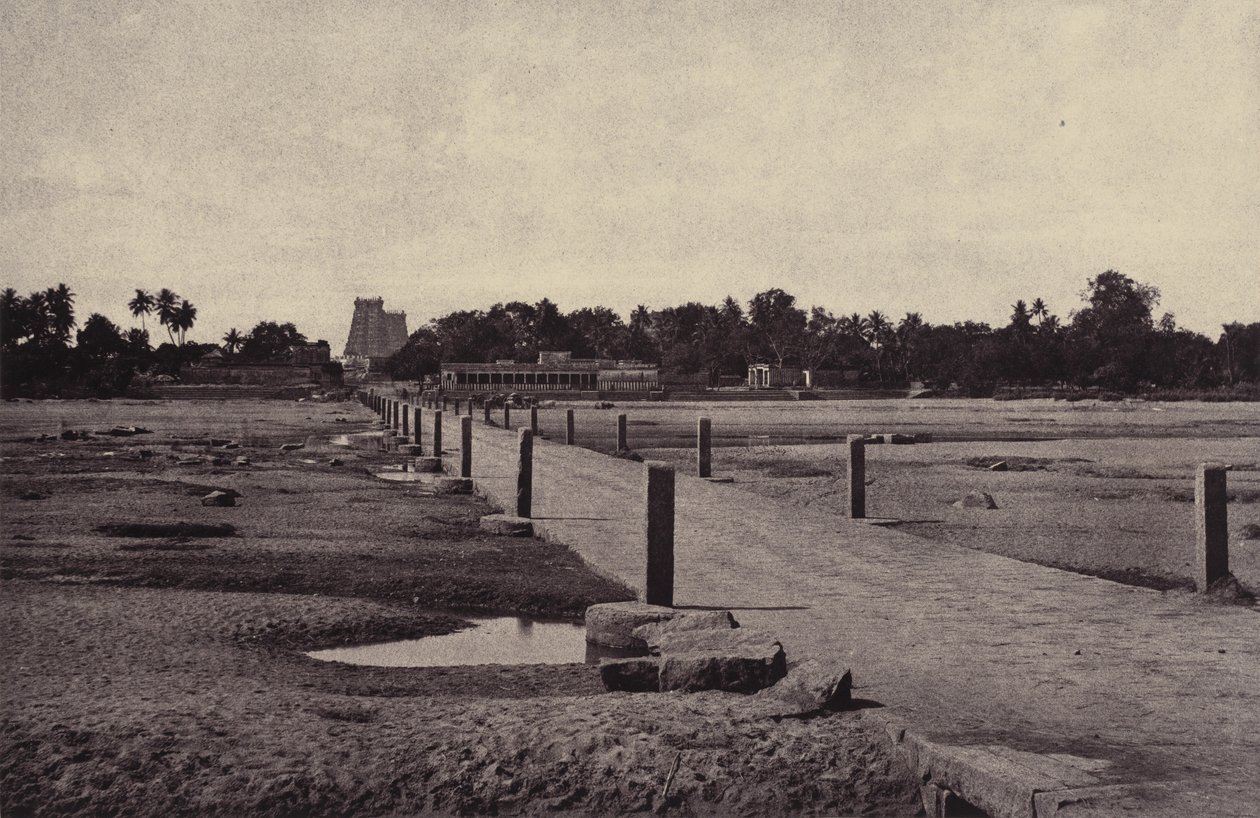 Madura: Vygay-joki ja Causeway Maduraan päin, tammi-helmikuu 1858 (kuva). tekijältä Linnaeus Tripe